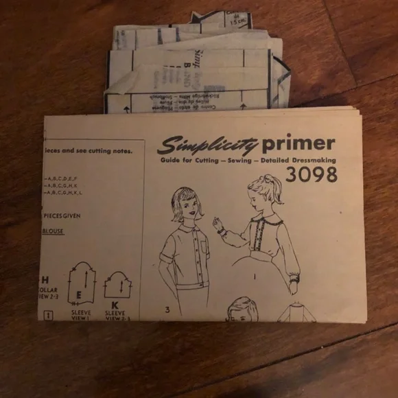 Simplicity 3098. Vintage girls button down shirt sewing patterns - Picture 3 of 3